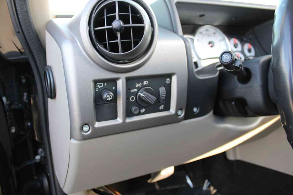 2003 HUMMER H2