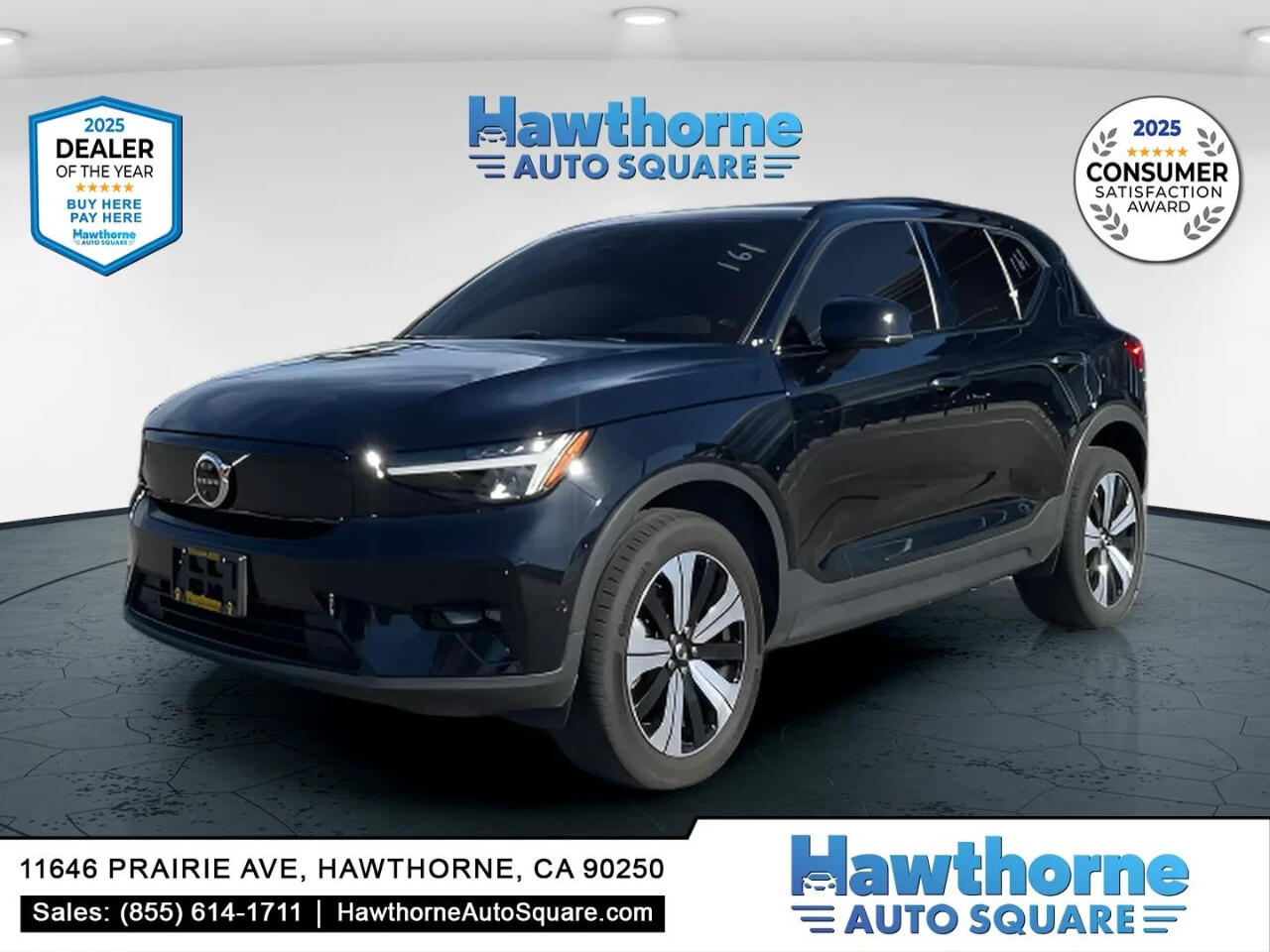 2023 Volvo XC40 Plus's photo