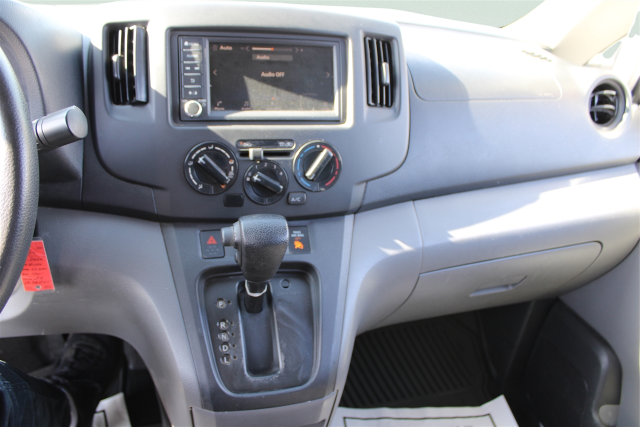 2020 Nissan NV200 S - Photo 14